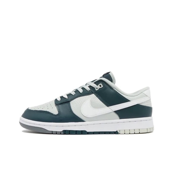 Nike Other - Nike Dunk Rero Low • Split Deep Jungle
